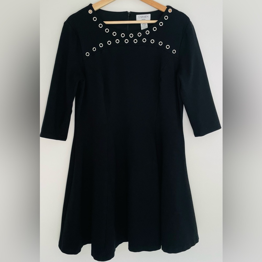 Carmen Marc Valvo Black fit and flare dress